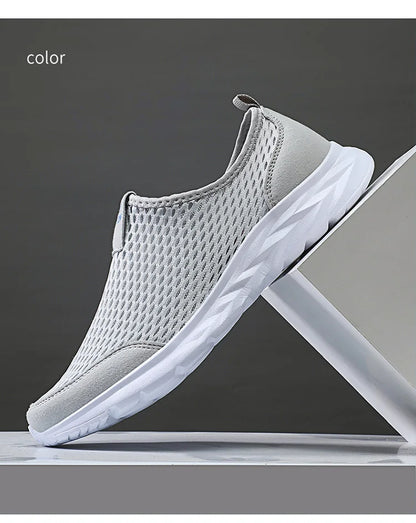 Summer Mesh Men Shoes Sneakers Breathable Flat Shoes Slip-on Sport Trainers Comfortable Lightweight Men Shoes Zapatillas Hombre