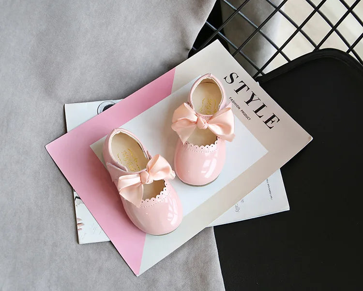 Newest Spring Autumn Baby Girls Fashion Patent Leather Big Bow Princess Mary Janes Party Shoes Solid Color Student Flats Shoes