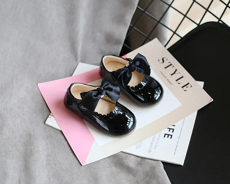 Newest Spring Autumn Baby Girls Fashion Patent Leather Big Bow Princess Mary Janes Party Shoes Solid Color Student Flats Shoes