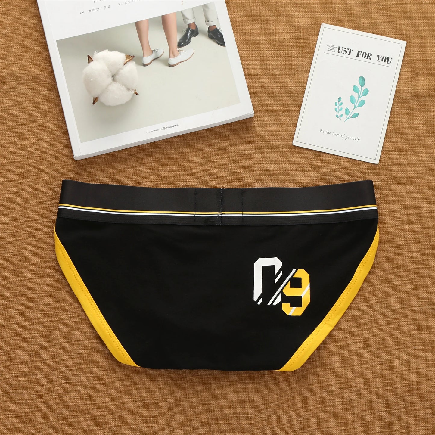 Men's sexy underwear with high cross letters and low waist fashion loose cotton tide Korean briefs