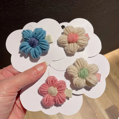 Schöne süße Haarspangen aus Wolle, gestrickte Blumenspangen, Haarnadeln für Kinder, Mädchen, Süßigkeiten, gehäkelte Cartoon-Kopfbedeckungen, Haar-Accessoires