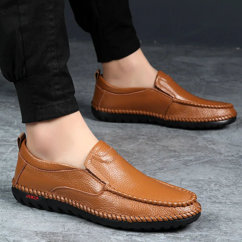 Breathable Genuine Leather Men Shoes Summer Slip On Loafers Men Casual Leather Shoes Blue Flats Hot Sale Driving Shoes Moccasins