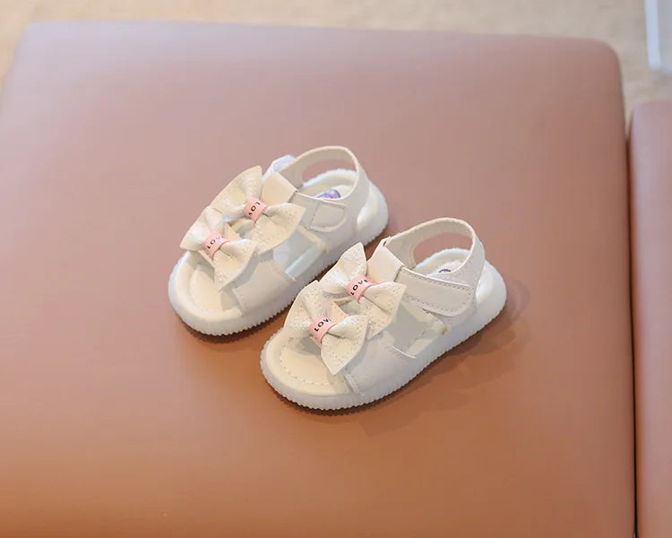 Summer Korean Style Baby Sandals Kawaii Bowtie Girls Toddler Shoes Soft Sole Antislip Infant Baby 1 Year Shoes First Walkers