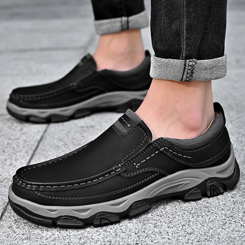 Genuine Leather Mens Casual Shoes Leisure Walk Men Loafers Moccasins Breathable Slip on Driving Shoes Retro Style Business Shoes