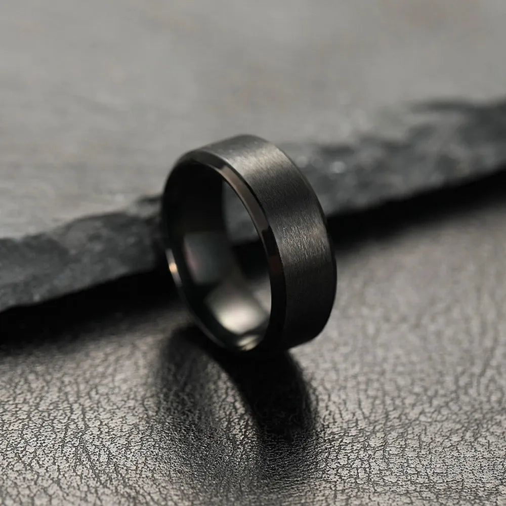 Fashion Charm Jewelry Ring for Men Women Stainless Steel Black Rings Wedding Engagement High Quality Matte Male Accessory