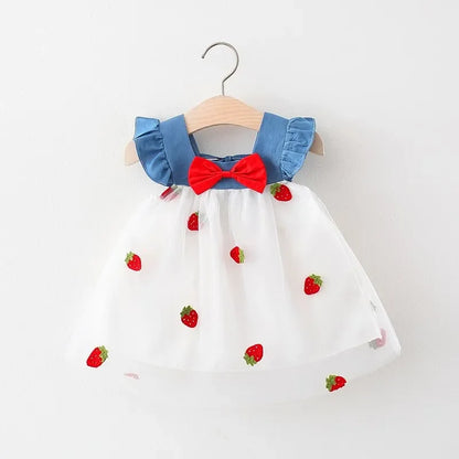 Girls' New Summer Children's Wear Strawberry Embroidered Mesh Spliced Denim Flying Sleeves Tank Top Skirt Foreign Trade Dress