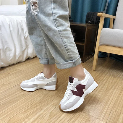 Women Sneakers 2024 New Spring Autumn Brand Luxury Vulcanize Shoes Casual Footwear Zapatillas Mujer Light Flat Breathable Shoes