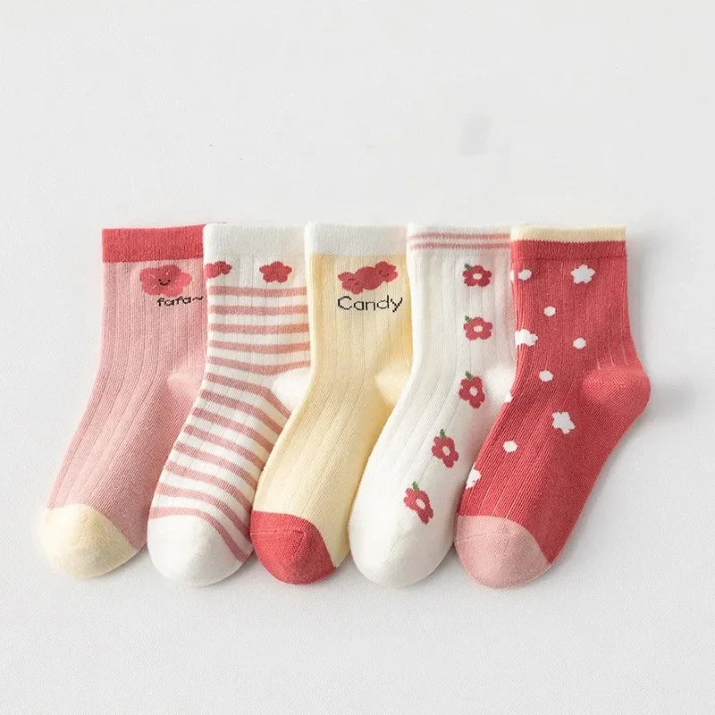 5 pairs of children's mid tube socks with spring and autumn love flower print for girls to keep warm. Children's mid tube socks