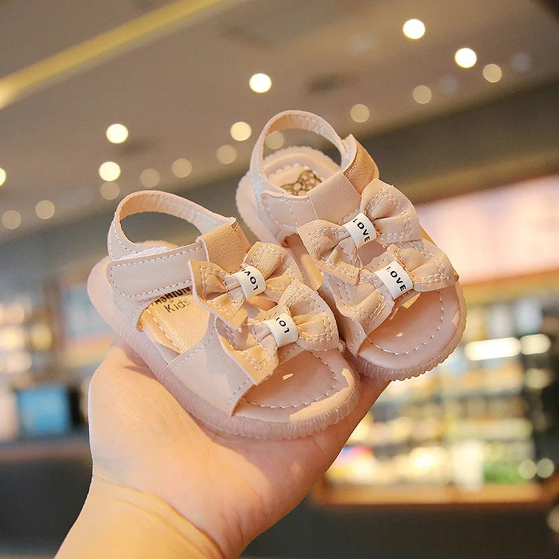 Summer Korean Style Baby Sandals Kawaii Bowtie Girls Toddler Shoes Soft Sole Antislip Infant Baby 1 Year Shoes First Walkers