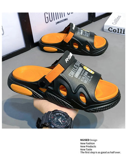 Slippers for Men Sandals Thick Bottom Shoes for Men Wear-resistant Indoor and Outdoor Flat Sandals Soft and Comfortable New