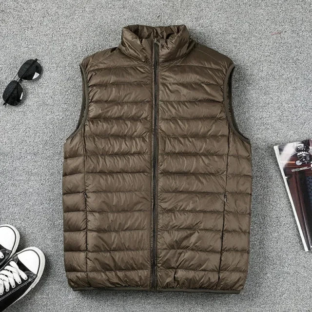 2024 Ultralight Sleeveless Puffer Vest Jacket Ultra Thin Warm Lightweight Down Jacket Waistcoat Winter Men Duck Down Vest Coats