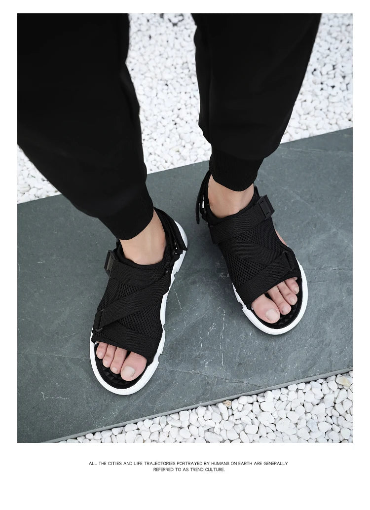 Men Sandals Soft Comfortable Non-Slip Men Shoes High Quality Woven Beach Sandals Mens Gladiator Sandals Summer Casual Flat Shoes