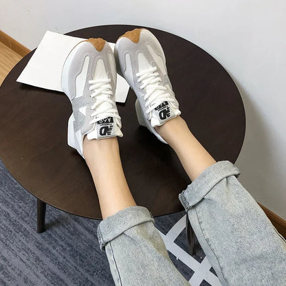 Women Sneakers 2024 New Spring Autumn Brand Luxury Vulcanize Shoes Casual Footwear Zapatillas Mujer Light Flat Breathable Shoes