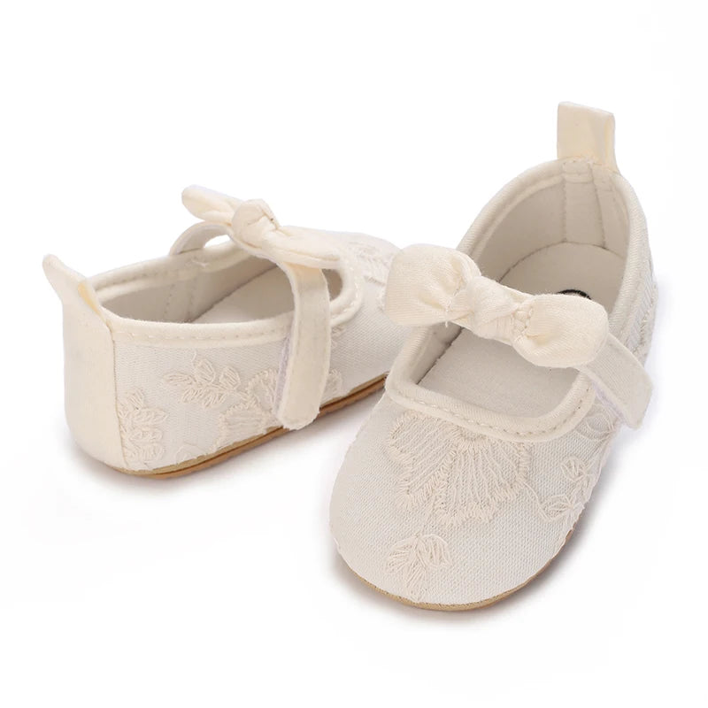 HAIZHIW 0-18 Months Cute White Lace Baby Girl Princess shoes Baby Shoes Bow Fringe Rubber Soled Non-slip Footwear Crib Shoes