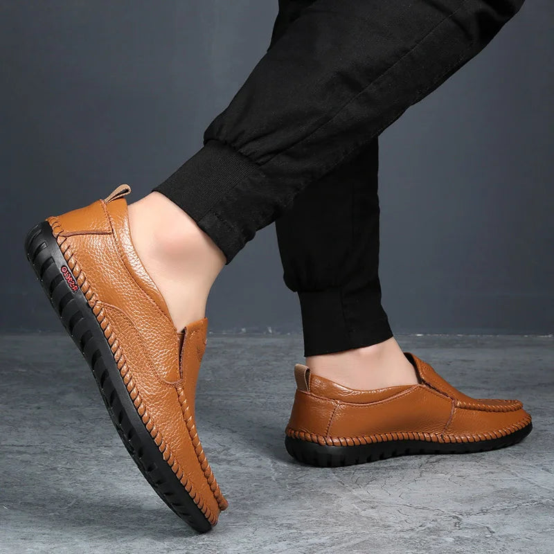 Breathable Genuine Leather Men Shoes Summer Slip On Loafers Men Casual Leather Shoes Blue Flats Hot Sale Driving Shoes Moccasins