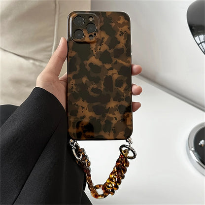 Luxury Retro Leopard Vintage Amber case For iPhone 16 15 14 13 12 Pro Max 11 Cute Sexy Amber Bracelet Wristband Chain Back Cover