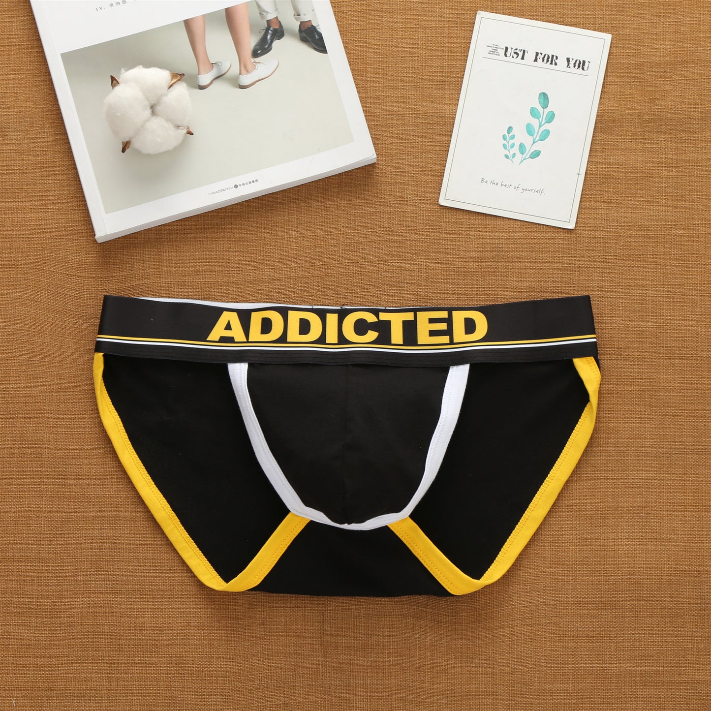 Men's sexy underwear with high cross letters and low waist fashion loose cotton tide Korean briefs