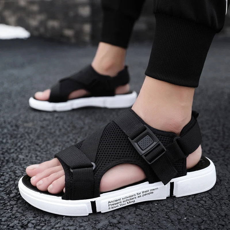 Men Sandals Soft Comfortable Non-Slip Men Shoes High Quality Woven Beach Sandals Mens Gladiator Sandals Summer Casual Flat Shoes