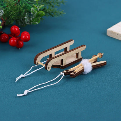 1PC Dollhouse Miniature Sleigh Sled Ski Poles Pendant Dollhouse Christmas Scene Decoration Dolls House Xmas Accessories