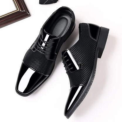 Trending Classic Men Dress Shoes For Men Oxfords Patent Leather Shoes Lace Up Formal Black Leather Wedding Party Shoes2023