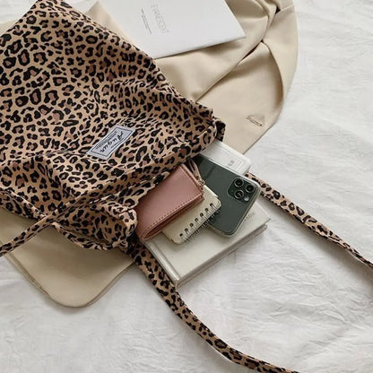 Chic Big Casual Tote Bag Leopard Shoulder Bag Ladies Canvas Bag New Shopping Bag Student Print Handbag