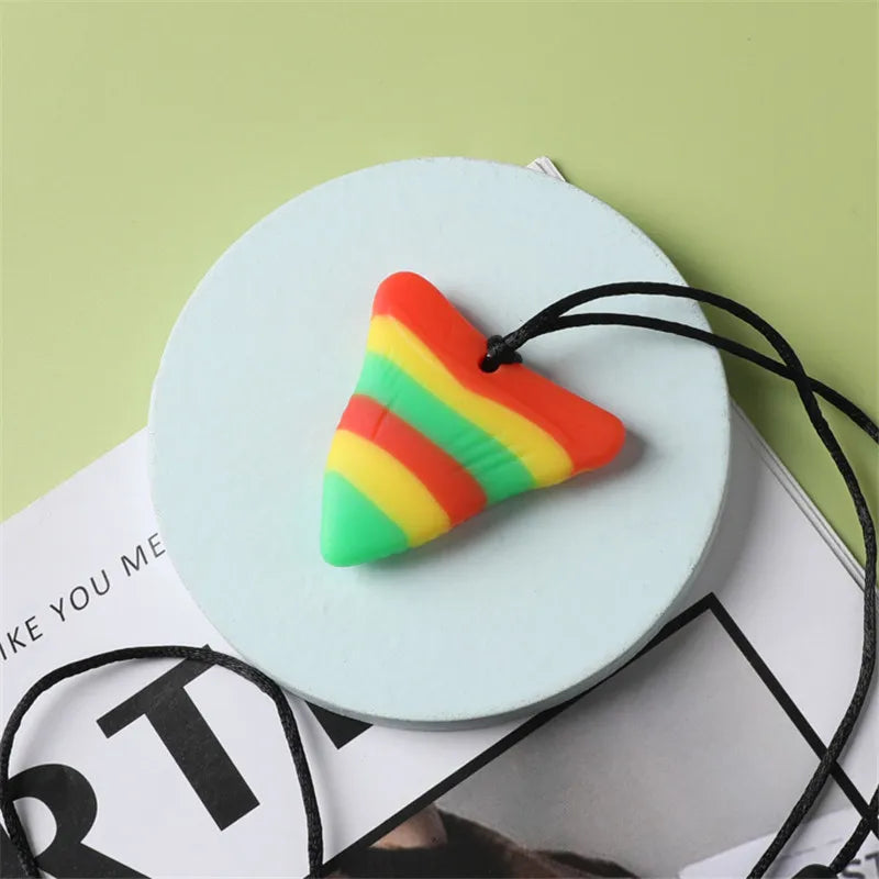 1 Pcs Sensory Chew Necklace Cartoon Chewy Kids Silicone Triangle Fangs Toys Silicone Teeth for Children with Autism Accessories