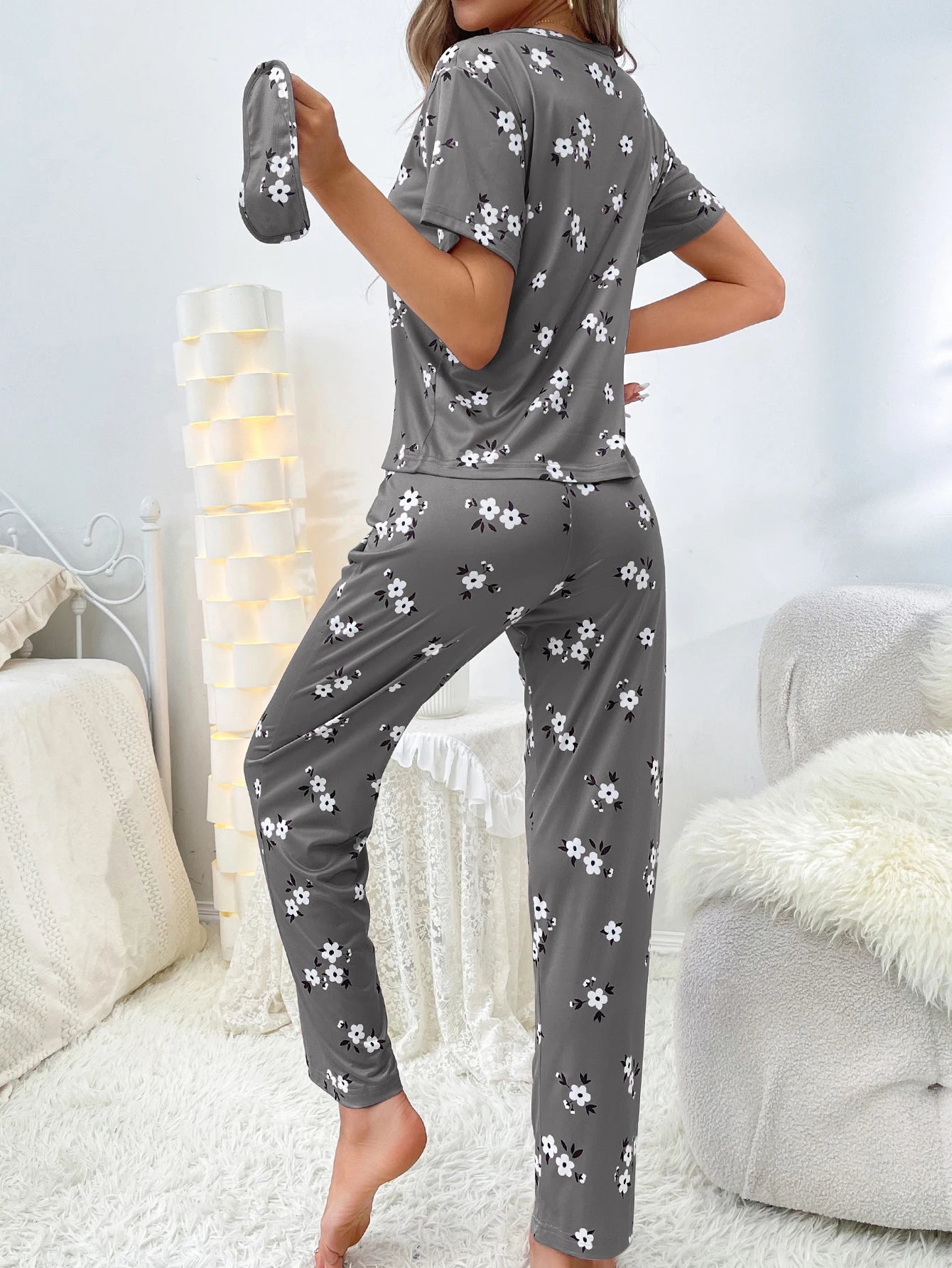 New women's home wear short sleeve trousers pajamas love pattern casual and comfortable