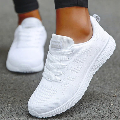 New Sneakers For Women Breathable Fashion Trainers Plus Size Women Sneakers Mesh Fabric Lace Up Women Shoes Female Footwear