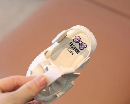 Summer Korean Style Baby Sandals Kawaii Bowtie Girls Toddler Shoes Soft Sole Antislip Infant Baby 1 Year Shoes First Walkers