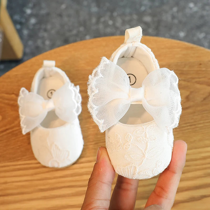 HAIZHIW 0-18 Months Cute White Lace Baby Girl Princess shoes Baby Shoes Bow Fringe Rubber Soled Non-slip Footwear Crib Shoes