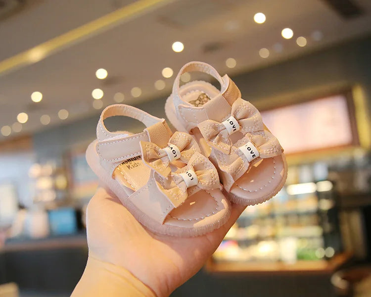 Summer Korean Style Baby Sandals Kawaii Bowtie Girls Toddler Shoes Soft Sole Antislip Infant Baby 1 Year Shoes First Walkers