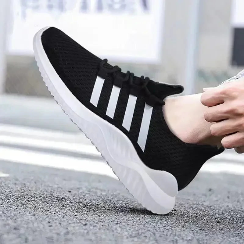 Men Mesh Breathable Comfortable Jogging Trainer Shoes Outdoor Walking Black Sneakers Fashion Couple Casual Sports Shoes