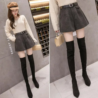 2024 New Women's Woolen Shorts A-line Loose High-Waisted Casual Thick Boots Pants for Autumn Winter Comfortable Bootcut Black