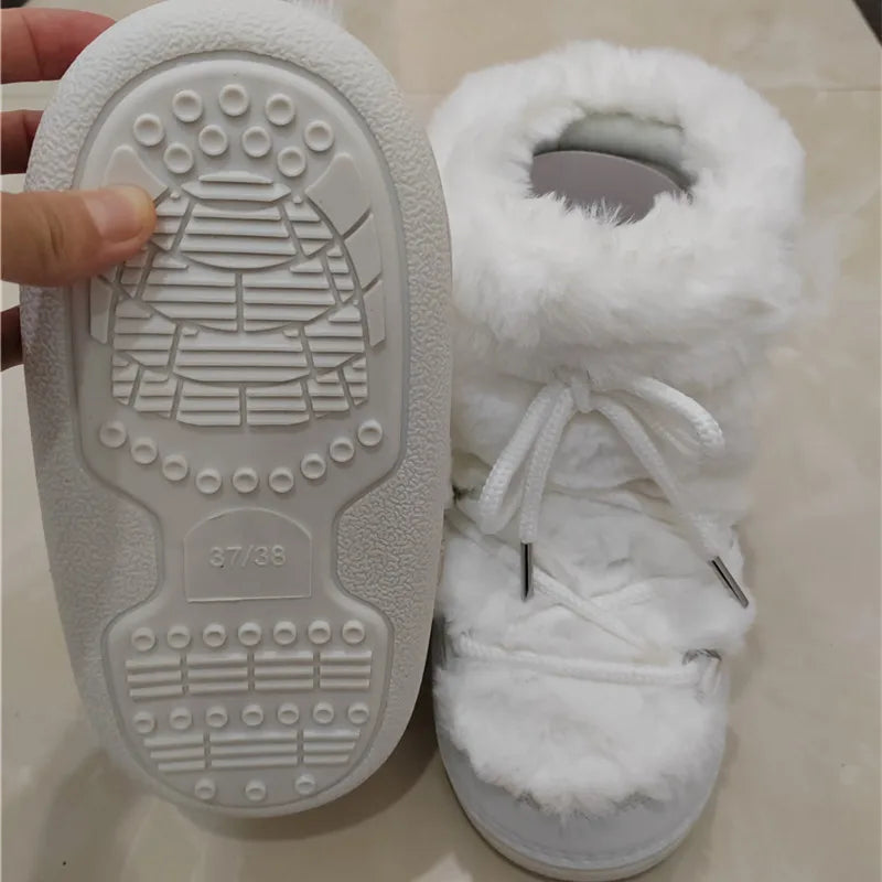 Fluffy Fur Boots 2024 Winter Fashion Sexy Faux Fox Fur Snow Boots Ladies Furry Warm Cotton Boots Female Outdoor Ski Boots