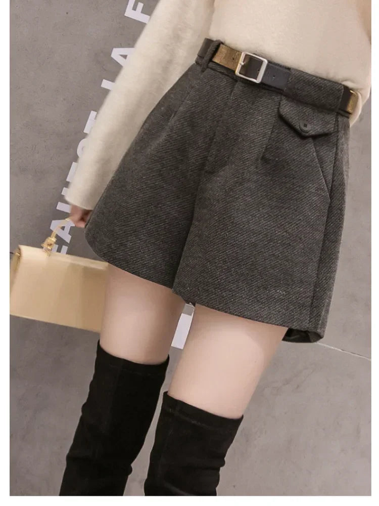 2024 New Women's Woolen Shorts A-line Loose High-Waisted Casual Thick Boots Pants for Autumn Winter Comfortable Bootcut Black