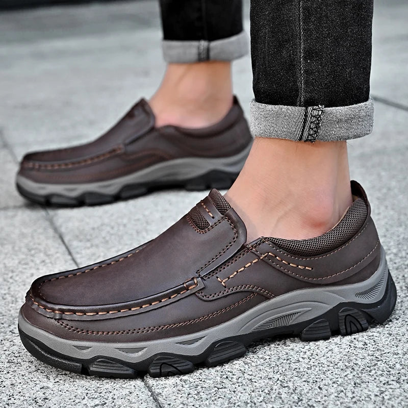 Genuine Leather Mens Casual Shoes Leisure Walk Men Loafers Moccasins Breathable Slip on Driving Shoes Retro Style Business Shoes