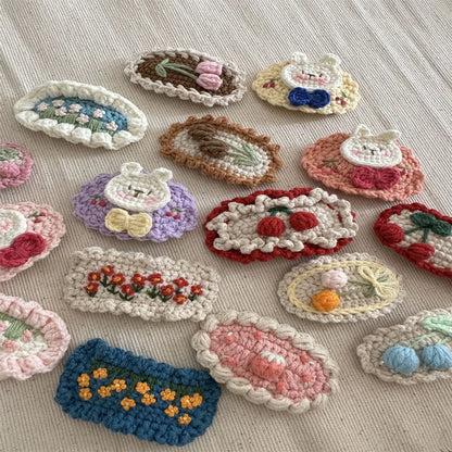 Schöne süße Haarspangen aus Wolle, gestrickte Blumenspangen, Haarnadeln für Kinder, Mädchen, Süßigkeiten, gehäkelte Cartoon-Kopfbedeckungen, Haar-Accessoires