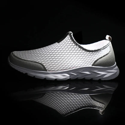 Summer Mesh Men Shoes Sneakers Breathable Flat Shoes Slip-on Sport Trainers Comfortable Lightweight Men Shoes Zapatillas Hombre