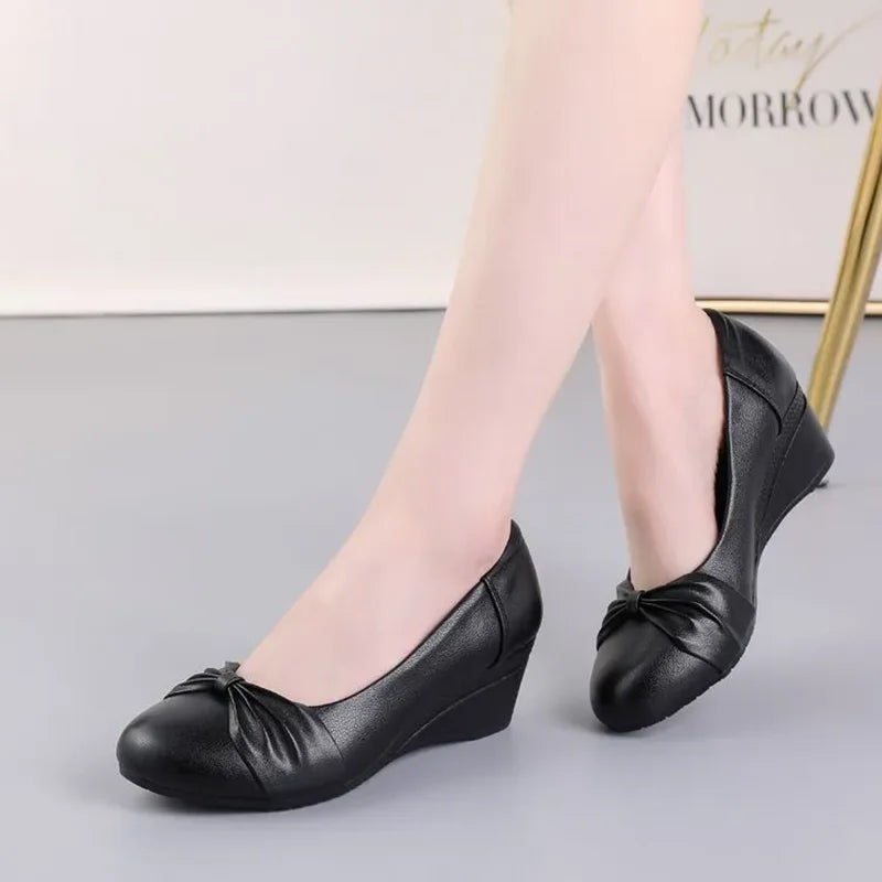 Women Fashion Light Weight Wedge Heel Comfort Spring & Autumn Shoes Lady Casual Sweet Home & Outside Black Leather Pumps E1419