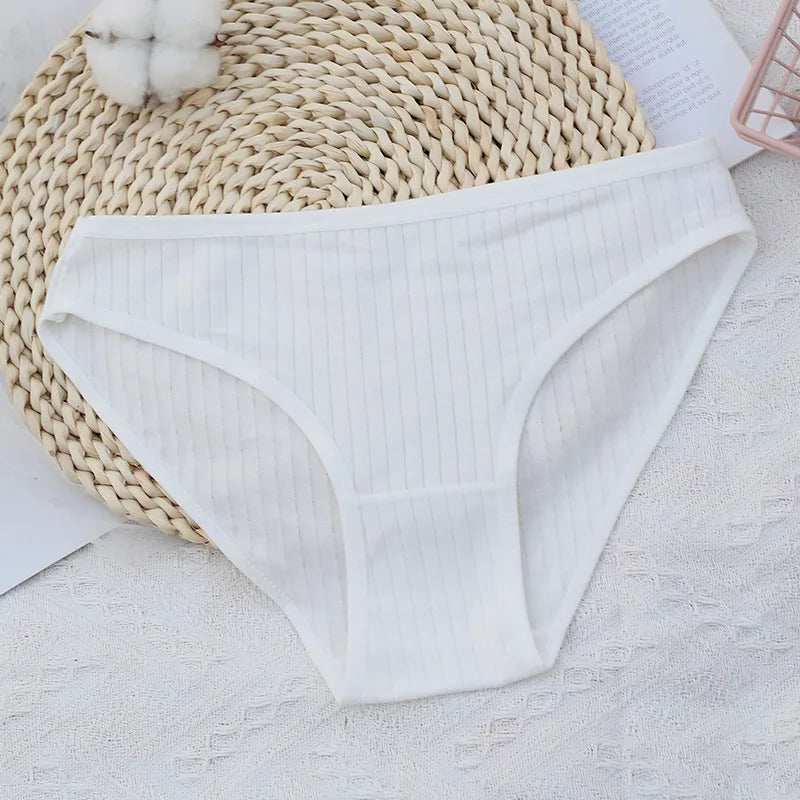 6pcs Pure Cotton Underwear Cute Girl Underwear Medium Waist Large Size Breathable Triangle Women's Underwear