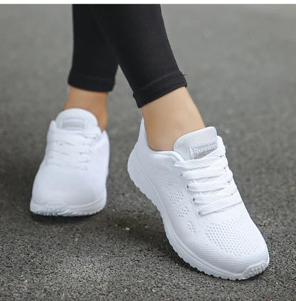 New Sneakers For Women Breathable Fashion Trainers Plus Size Women Sneakers Mesh Fabric Lace Up Women Shoes Female Footwear