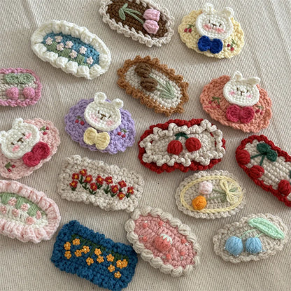 Schöne süße Haarspangen aus Wolle, gestrickte Blumenspangen, Haarnadeln für Kinder, Mädchen, Süßigkeiten, gehäkelte Cartoon-Kopfbedeckungen, Haar-Accessoires